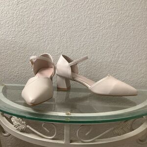 Elegant Cream Women's Heels